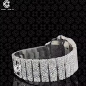 Montre de luxe Hip Hop Iced Out Diamond de qualité export, idéale pour les concerts, les soirées et la mode urbaine, disponible à la vente - Product Image 5