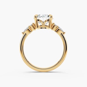 Bague de fiançailles en or 10K, 14K, 18K ou argent 925, 935 avec diamant de laboratoire taille ovale certifié IGI et pierres latérales en grappe, sertie sur quatre griffes - Product Image 2