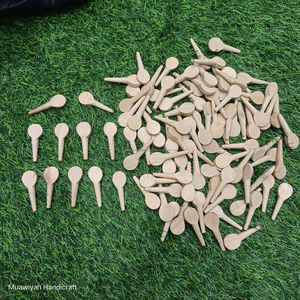 Cuillère en bois de la meilleure qualité découpant des blancs - Product Image 1