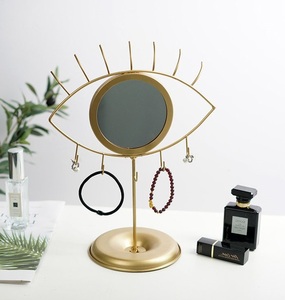 Expositor de Joyería Metálico Moderno con Revestimiento Antideslustre y Almacenamiento de Múltiples Niveles para Accesorios - Product Image 5