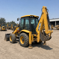 Chargeuse-pelleteuse JCB 4CX d'occasion avec moteur fiable