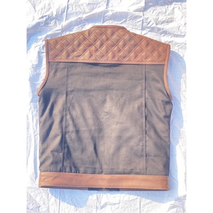 Chaleco de cuero genuino para motociclistas, diseñado para hombres que prefieren un ajuste tradicional con durabilidad, chaleco de cuero vacuno de alta calidad. - Product Image 2
