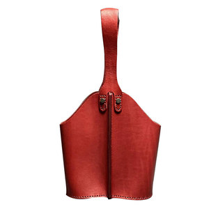 Porte-bouteille de vin en cuir rouge avec motif gaufré, support pour une seule bouteille avec poignée, 140g, étui de voyage portable - Product Image 1