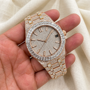 Reloj de Diamantes en Oro Rosa Raj Gems para Hombre, Analógico de Cuarzo con Visualización de Fecha, Lujoso y Moderno, Caja Redonda de 41 mm, Cristal, Correa de Acero Inoxidable de 18 mm - Product Image 5
