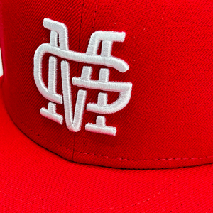 Casquettes de baseball personnalisées brodées de haute qualité pour équipes sportives en plein air, avec boucle de fermeture argentée et cuivrée à motif courant - Product Image 5