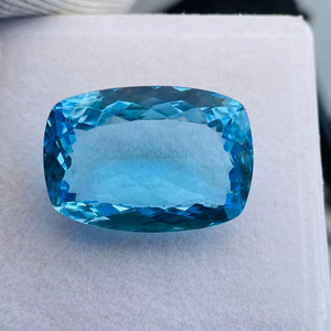 บลูโทแพซทรงคุชชั่นขนาดใหญ่ 48.17 กะรัต คุณภาพเกรด AAA พร้อมความเงางามระดับ AAA  ผ่านการเจียระไนและขัดเงาอย่างสมบูรณ์แบบ - Product Image 5