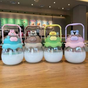 Gobelet en plastique double usage de 1300 ml, mignon, pour enfants et étudiants, avec paille et poignée - Product Image 1