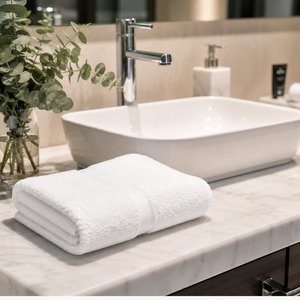 Serviettes de bain en coton pur de haute qualité 550 GSM, blanches, douces et luxueuses, pour l'hôtellerie, les hôtels, les centres de beauté - Product Image 5