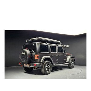 Jeep Wrangler 2.0 Rubicon 4 Puertas, Modelo Octubre 2022, con 25,272 km, Caja de Cambios Automática, Asientos de Tela, Cámara Trasera - Product Image 2