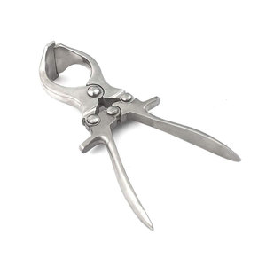 เครื่องมือผู้เชี่ยวชาญด้านสัตวแพทย์สำหรับการผ่าตัดทำหมันแบบ Emasculator Castration Burdizzo Clamp มีให้เลือกหลายระดับคุณภาพสำหรับปศุสัตว์และสัตว์ขนาดใหญ่ - Product Image 1