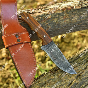 มีดดาบเหล็กดามัสกัสแบบเต็มด้าม ปลายหยดน้ำ ขอบมุมเอียง สำหรับล่าสัตว์ ตั้งแคมป์ กิจกรรมกลางแจ้ง เอาตัวรอด ด้ามไม้พะยูง ปลอกหนัง OEM - Product Image 4