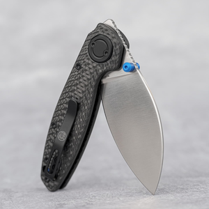 Cuchillos Plegables con Hoja Ancha de Punta Caída Satinada, Mango de Textura Tejida Negra, Perno de Pulgar Azul para Uso Diario al Aire Libre y EDC - Product Image 6