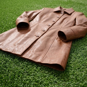 Abrigo de Cuero Marrón Vintage para Hombre, Cuello Solapa de Una Sola Fila de Botones, Transpirable, con Bloques de Color, Chaqueta Acolchada con Relleno de Plumón - Product Image 4