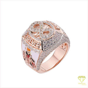Bague audacieuse de luxe en argent 925 avec diamant de laboratoire à l'éclat brillant pour les acheteurs de bijoux en gros - Product Image 5