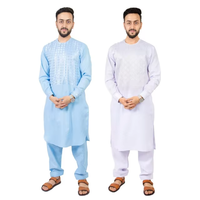 Robes formelles pour hommes afghans, couleur noir jais, avec motifs brodés or métallisé ornés et motifs artisanaux complexes, parfaites.