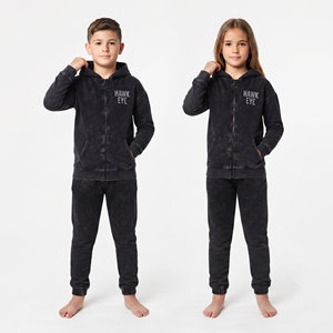 Conjunto deportivo moderno de color negro para niños, de algodón con lavado ácido, con cremallera completa y pantalones tipo jogger para niño y niña. - Product Image 5