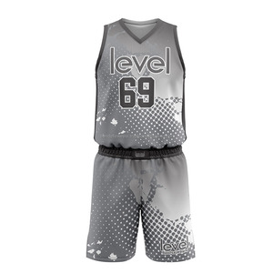 Ensemble d'uniformes de basketball personnalisés avec logo, maillot sans manches, short en mesh, kit sportif d'équipe - Product Image 1