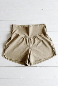 กางเกงขาสั้นโยคะเอวสูงสำหรับผู้หญิงและเด็กผู้หญิง ดีไซน์ใหม่ เนื้อผ้านุ่ม กระชับรูปทรง ยกกระชับสะโพก ไร้ตะเข็บ ลายมาร์เบิล ทายได - Product Image 3