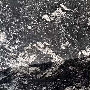 Bloc de granit naturel élégant, surface polie, pierre durable pour îlots de cuisine, villas et espaces intérieurs - Product Image 4