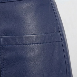 Mini-jupe en cuir PU pour femme, couleur unie, design droit avec poches, finition brillante, taille normale, à porter toute l'année - Product Image 5