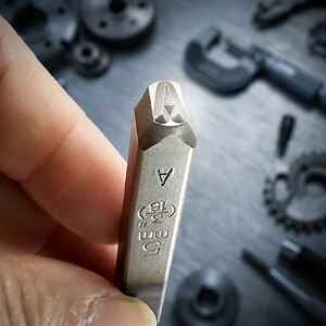 Outils à main pour le poinçonnage du métal, poinçons en acier de qualité industrielle de 1,5 mm - Product Image 3