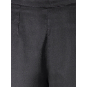 Ensemble de pyjama élégant pour femmes modernes, vêtements de nuit attrayants, vêtements de détente élégants, vêtements de nuit confortables de qualité supérieure pour femmes, vente en gros - Product Image 6