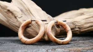 Boucles d'oreilles créoles en bois naturel avec fermeture à broche, style bohème, pour la création de bijoux - Product Image 4