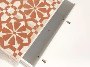 Cajón con Incrustaciones de Hueso de ILAHI, Diseño Moderno con Detalles de Ágata, Mueble Portátil para el Hogar - Product Image 5