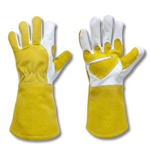 ถุงมือหนังวัวทนไฟสำหรับงานหนัก เสริมความแข็งแรงบริเวณฝ่ามือ ป้องกันประกายไฟ ถุงมือป้องกันเพื่อความปลอดภัยในการทำงาน รุ่น LGW-0005 - Product Image 1
