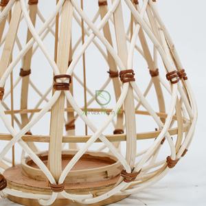 Linterna de vela de bambú Natural de estilo antiguo, decoración tradicional para el hogar, modelo de Halloween, portavelas, artesanías de bambú pintadas - Product Image 4