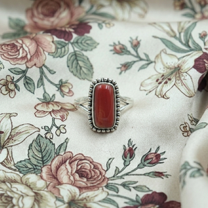 Bague en argent sterling 925 pur avec pierre précieuse en corail rouge naturel pour femmes, plaquée or rose et or jaune, bijoux vintage faits à la main pour elle - Product Image 5