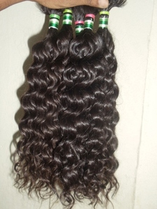 Extensiones de Cabello Humano Remy Virgen Indio Más Vendidas, Color Natural, Ondulado, Doble Trama a Máquina, Puntas Gruesas, Paquete de 4 oz, Siete Unidades - Product Image 1