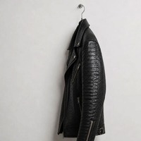 Blouson moto homme noir en cuir véritable gaufré respirant, coupe ajustée, fermeture éclair, manches classiques, style hiver