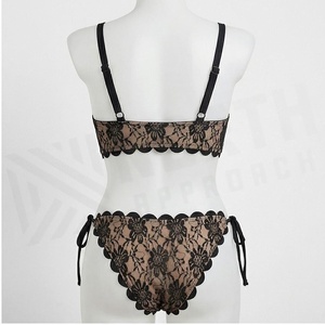 Ensemble bikini en dentelle florale pour femme avec bas à bords festonnés et haut de soutien-gorge à décolleté plongeant - Product Image 2