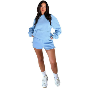 Conjunto de Dos Piezas de Ropa Casual para Mujer Otoño Invierno con Logotipo Personalizado, Sudadera con Capucha, Pantalones Cortos Deportivos, Tejido Sólido Irregular - Product Image 5