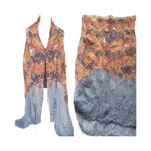 Écharpe élégante en coton tie-dye, légère, respirante, en tissu doux, accessoire de mode pour un usage quotidien décontracté, les voyages et les saisons. - Product Image 1