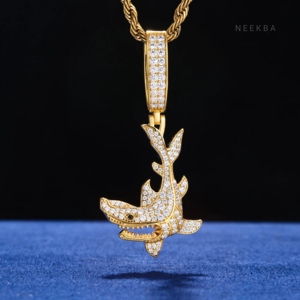Pendentif Requin Moissanite Iced Out - Fabriqué en Argent Sterling 925, Pendentif Animal en Moissanite, Pendentif Poisson en Moissanite - Product Image 4