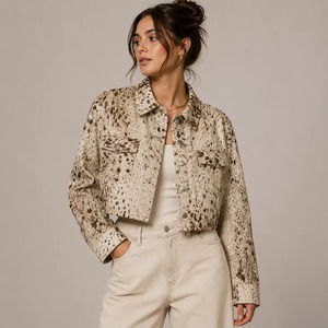 Manteau en fourrure shaggy moderne pour femme, en cuir, mode hiver, vêtement d'extérieur de boutique haut de gamme, veste en fourrure inspirée des créateurs, élégante - Product Image 1