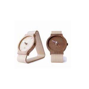 Reloj de Mesa de Madera con Movimiento Mecánico Japonés de Primera Calidad, con Interior Natural, de la Marca Marvellous Grades - Product Image 1