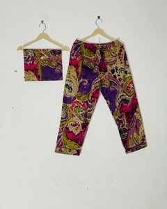 Nouvel ensemble de pyjama léger en coton pour l'été, imprimé à la main, pour femme, prix de gros - Product Image 3