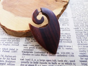 Boucles d'oreilles en bois pour l'approvisionnement mondial, commande en gros, finition haute brillance, personnalisation usine, vente en gros - Product Image 3