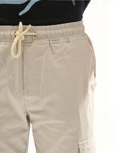 Nouveau pantalon cargo décontracté pour homme, beige, plusieurs poches, taille haute élastique, froncé, léger, style estival, respirant, en toile - Product Image 3
