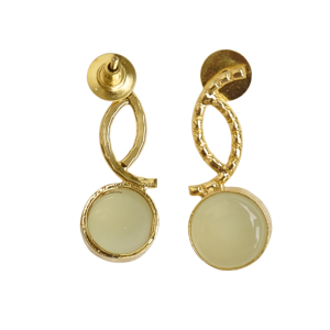 Boucles d'oreilles clous plaquées or avec pierre de jade sertie clos, style classique, bijoux pour femme, cadeau - Product Image 2