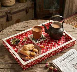 Plateau de service en os incrusté, plateau à motif marocain rouge, fait main pour la maison - Product Image 1