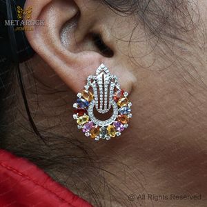 Pendientes Florales Hechos a Mano de Plata de Ley 925 con Diamantes Pavé y Múltiples Gemas de Zafiro, Venta al por Mayor de Joyería - Product Image 6