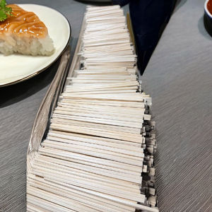 Palillos Desechables de Madera de Primera Calidad, Grado AB - Product Image 1