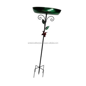 Bain d'oiseaux moderne en métal au design élégant, parfait pour l'extérieur, bac à eau pour mangeoire à oiseaux de jardin, construction durable. - Product Image 3