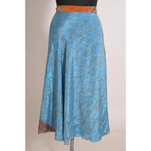 Falda Maxi Cruzada de Seda con Estampado Floral Vintage para Mujer, Hecha a Mano y Elegante - Product Image 2
