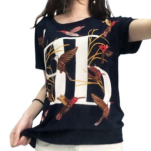 เสื้อยืดพิมพ์ลายการ์ตูนสำหรับผู้หญิงเสื้อยืดพิมพ์ลายกราฟฟิกออกแบบได้ตามที่ต้องการ - Product Image 1
