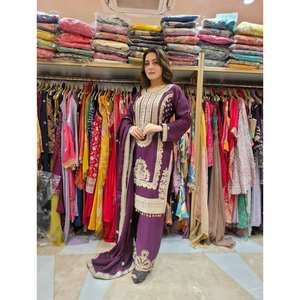 Ensemble fantaisie haut-bas et dupatta avec broderie et travail Dori-séquence taille XL - Product Image 4